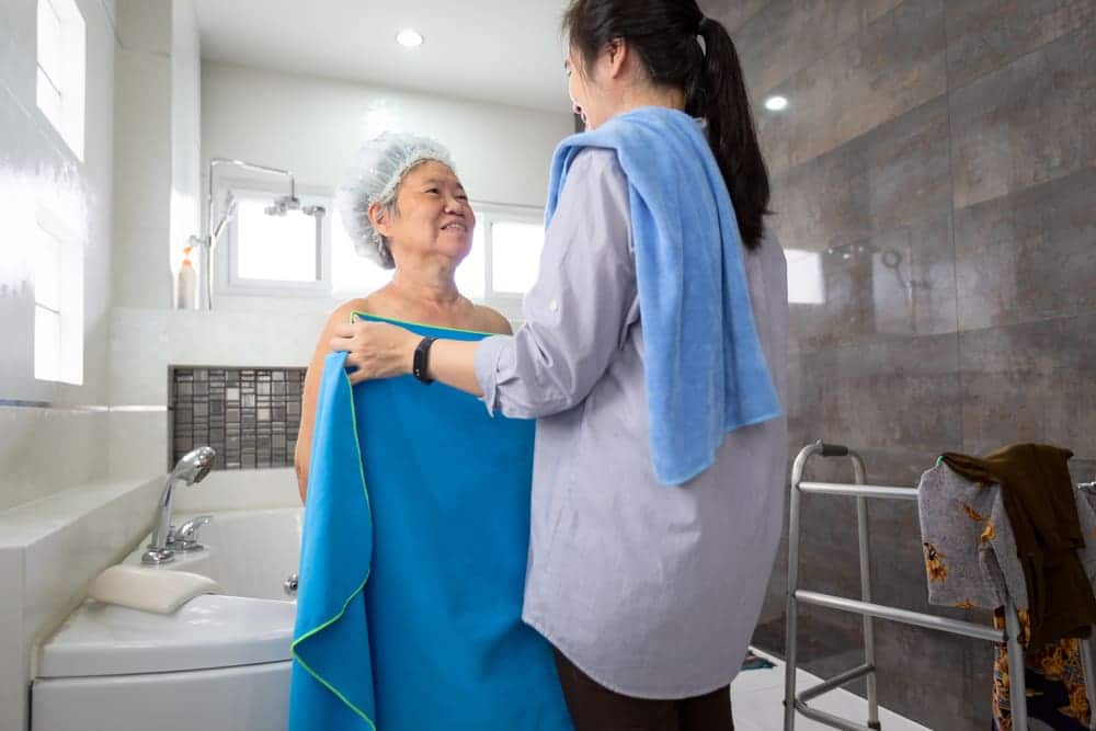 how to bathe an elderly person