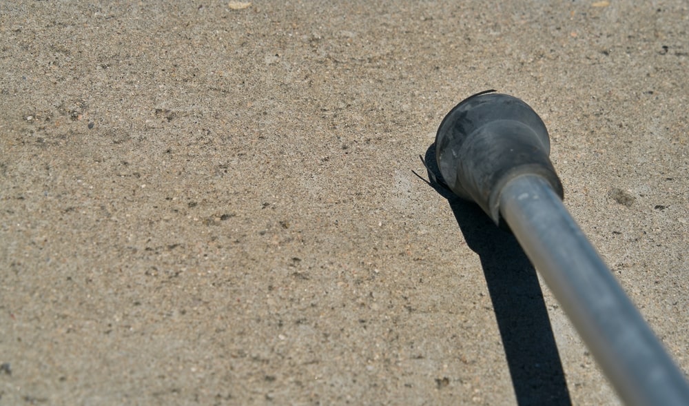 Walking cane tip